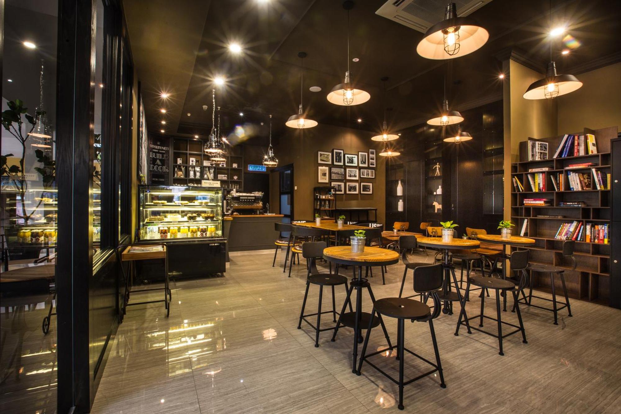 Manhattan Business Hotel Damansara Perdana Петалинг-Джая Экстерьер фото
