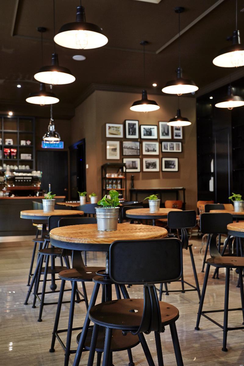 Manhattan Business Hotel Damansara Perdana Петалинг-Джая Экстерьер фото